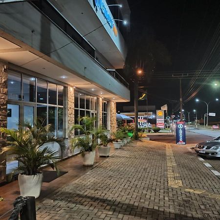 Hotel Iguassu Inn Фос-ду-Игуасу Экстерьер фото