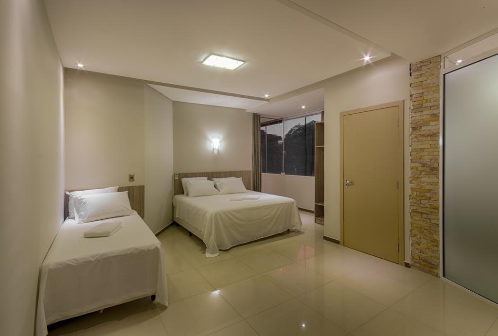 Hotel Iguassu Inn Фос-ду-Игуасу Экстерьер фото